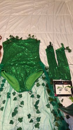 Poison Ivy costume