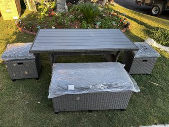 Brand New Patio Set