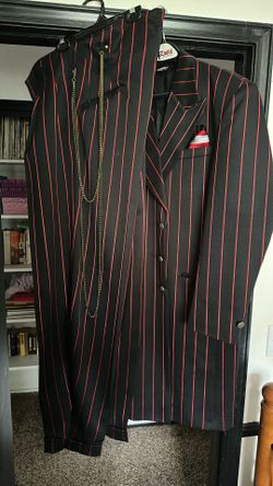 ZOOT Suit (Authentic ZOOT suit) $100 Be a Cholo Badie this Halloween 