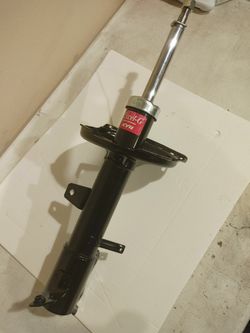 BRAND NEW KYB EXCEL-G REAR LEFT STRUT 2006 2007 HIGHLANDER 04-06 RX330