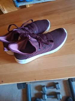 Adidas Tennis Shoes Size 8