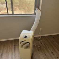 LG 8000 BTU Air conditioner With New hose