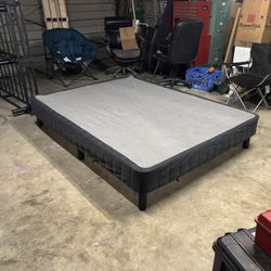 Queen Size 14” Metal Bed Frame (( BRAND NEW ))