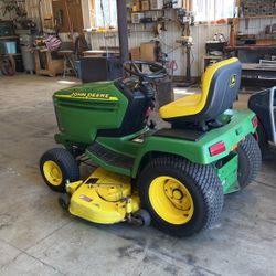 John Deere 345