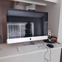 Apple Desktop!!!