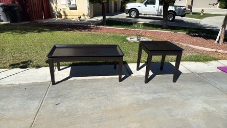 2 coffee tables