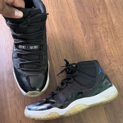 Jordan 11 Space Jam 2009
