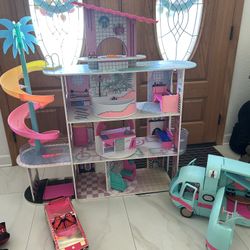 Lol Dolls  House , Car And A Camper Set 