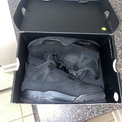 Black Cat Jordan 4 Retro Gs