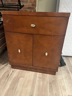 Mid-Century Modern Style Accent Cabinet / Dresser