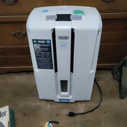 Delonghi Dehumidifier 