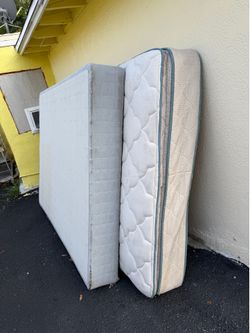 FREE, QUEEN, SIZE BED, AND BOX PICK UP ONLY