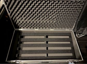 Pedal Board With Tour Case