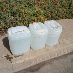 $10ea Emergency 5 Gallon Water Tank 