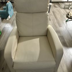 White Lounge Chair