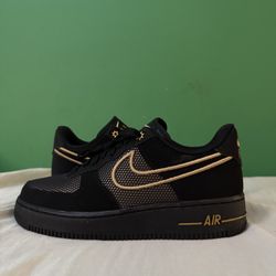 Nike Air Force 1 Low Legendary Size 9.5