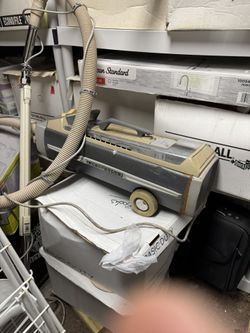 Electrolux Canister Vacuum 