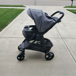 GRACO STROLLER