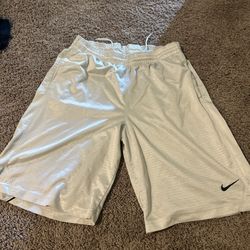 Vintage White Nike Shorts Size Large 