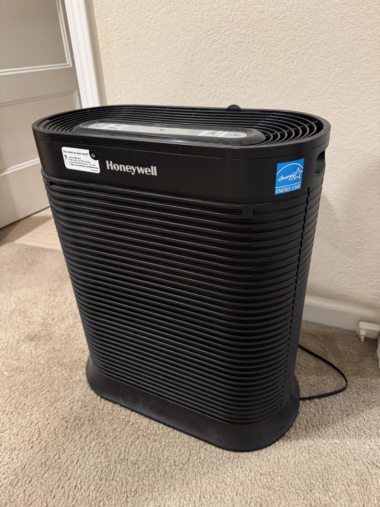 Honeywell True HEPA Air Purifier!!