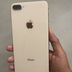 iPhone 8 Plus 