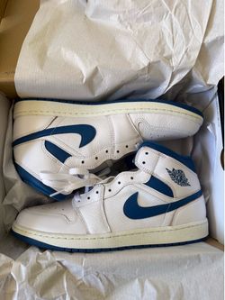 Jordan• 1 Mid SE in White, Industrial Blue, Sail