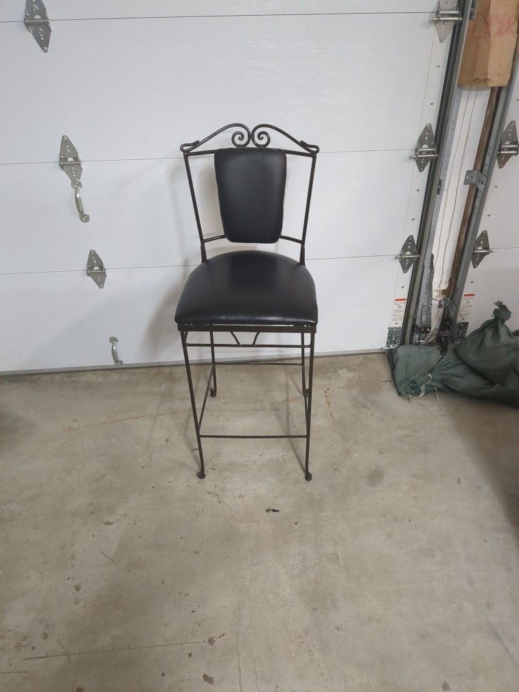 Lonely bar Stool