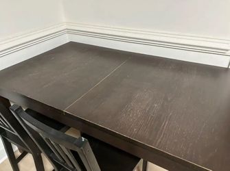 Dining table sets