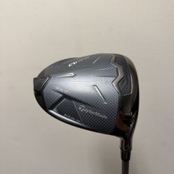 TaylorMade QI35 MAX