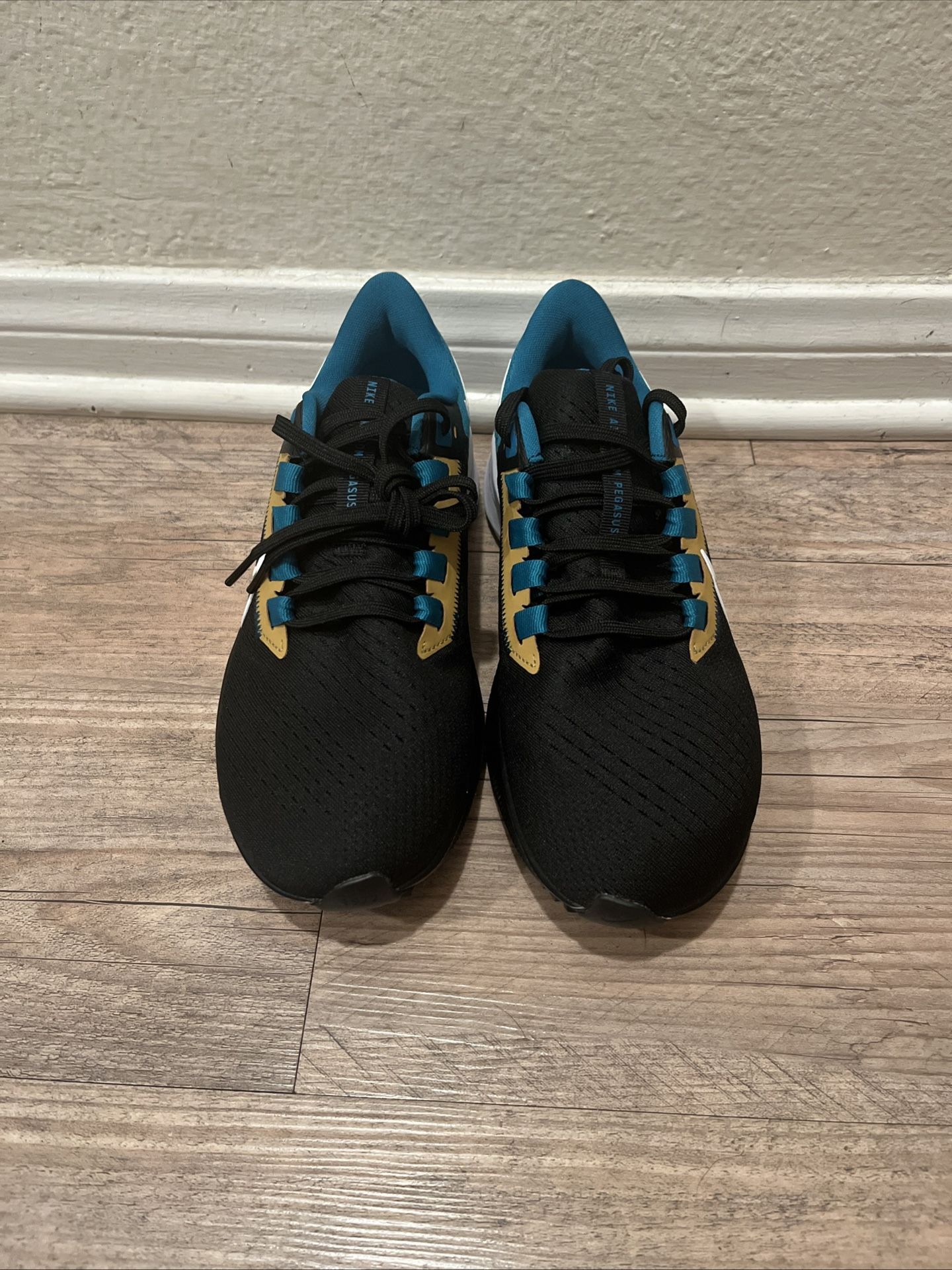 NEW Nike Air Zoom Pegasus 38 Jacksonville Jaguars Mens Running DJ0829-001 Sz 6.5