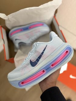 Nike Vomero Premium ‘Blue Tint’ (size 10.5M)