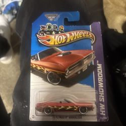 2013 Showroom Hot Wheels