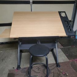 Adjustable Art Table w Stool (Artist’s Loft)