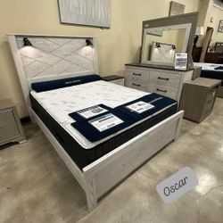 $35 Down White Bedroom Set Queen/King Bed Dresser Nightstand and Mirror Total Price 