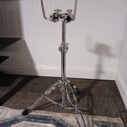 DW 9900 Heavy-Duty Double Tom Stand