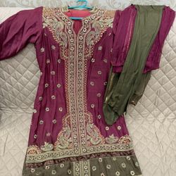 Indian Churidaar 3 Piece Outfit 