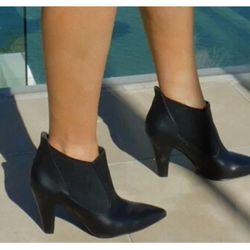 SHELN women's size 9.5 / 41
 Pointed Toe Ankle Boots. High Heel Booties cone heel ankle boot elastic