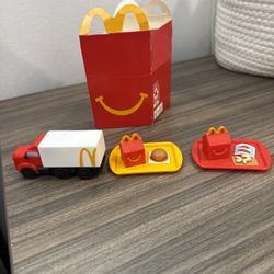 McDonald’s Happy Meal Mini Playset w/ Delivery Truck – Complete