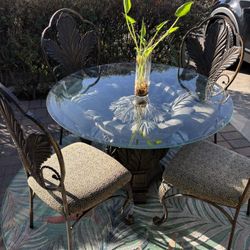 Dining Table And Chairs 