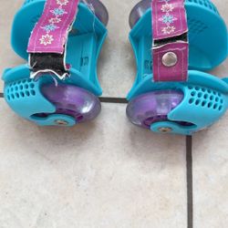 Kids Light Up Roller Wheels Skate Frozen Adjustable