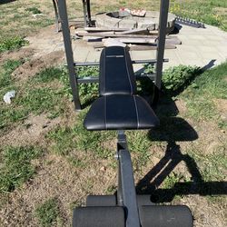 Weight bench