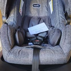 Even Flow Car Seat with Base And Cover, Wont Last Long, Never Used