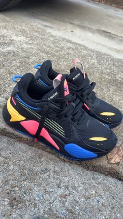 Brand New Men Tennis Shies Size 6.5