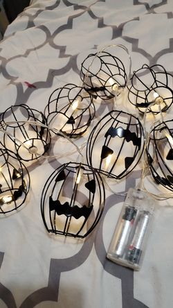 Pumpkin garland with lights