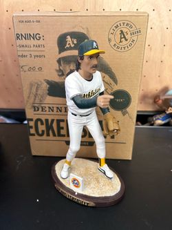 Oakland A’s Dennis Eckersley statue