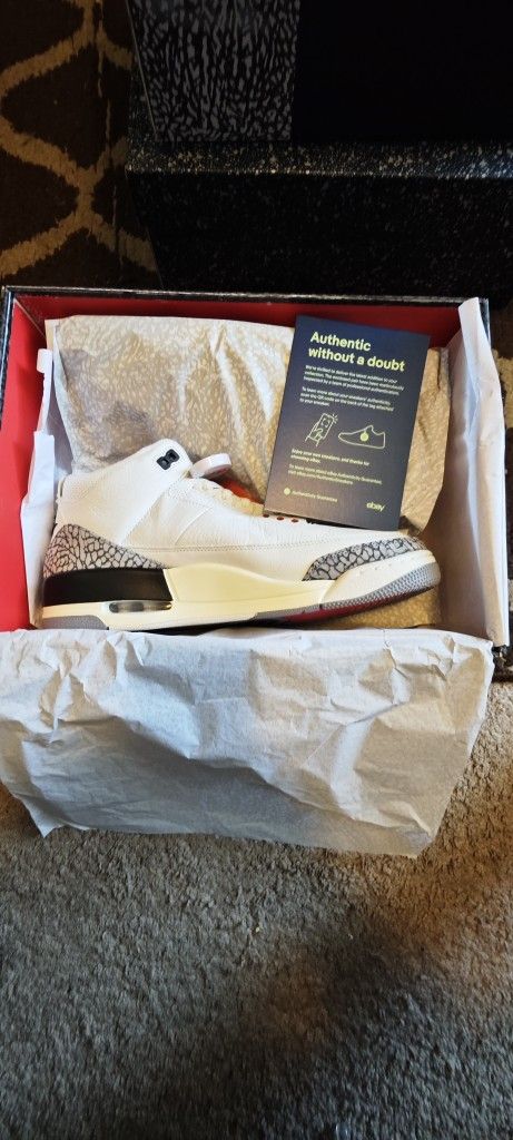Nike Air Jordan Retro 3 "White Cement" Sz 12M