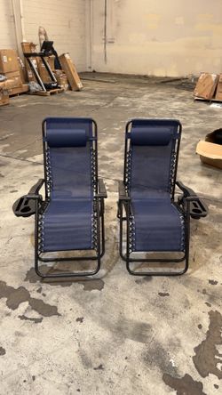 Lounge Chairs 
