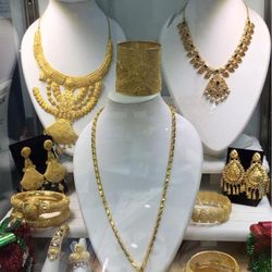 22 Karat And 24 Karat Gold Pieces In Redmond/Bellevue!