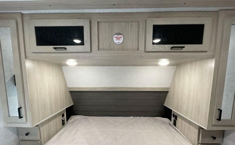 New 2024 EAST TO WEST Alta 2600KRB