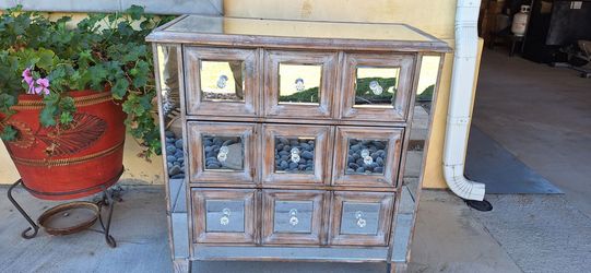 House room mirror dresser 3 drawers